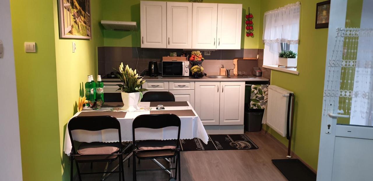 Pod Debem Apartamento Jugów Exterior foto